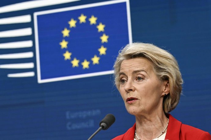 26 de junho de 2025: Ursula Von der Leyen, presidente da Comissão Europeia, durante a coletiva de imprensa após a cúpula dos líderes e chefes de Estado da UE em Bruxelas, Bélgica, em 26/06/2025 Foto de Wiktor Dabkowski