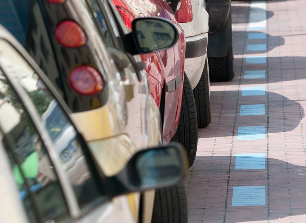 Imagen de coches estacionados