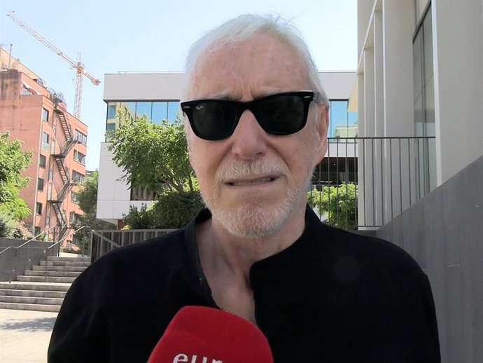 JOSPE MARÍA MAINAT EN EL TANATORIO DE TONI CRUZ