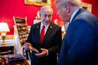 Araqchi critica la "arrogancia" de Netanyahu y lo acusa de "dictar" la postura de EEUU en la negociación nuclear