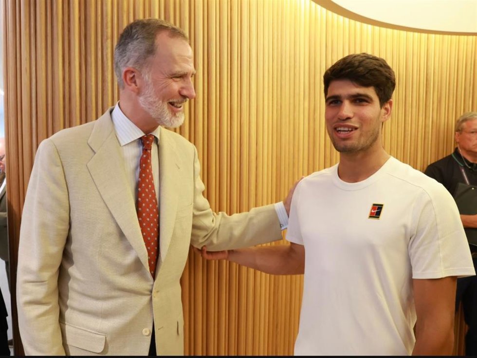 Felipe VI ha animado a Alcaraz tras su derrota en la final de Wimbledon