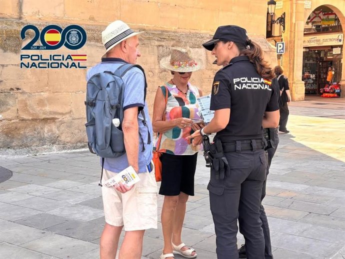 La Policía Nacional aumenta la prevención para un turismo seguro en Logroño