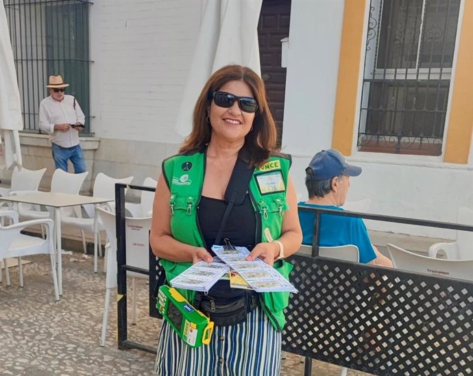 La vendedora de la ONCE María Gloria Lorenzo ha dejado un 'Sueldazo' en Aracena.