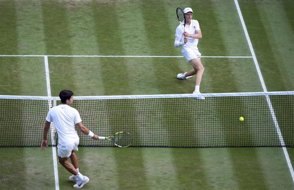 Carlos Alcaraz y Jannik Sinner, final de Wimbledon.