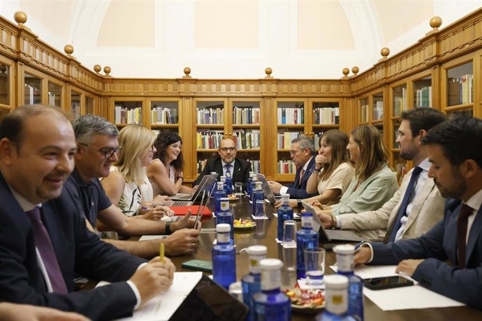 Junta de portavoces.