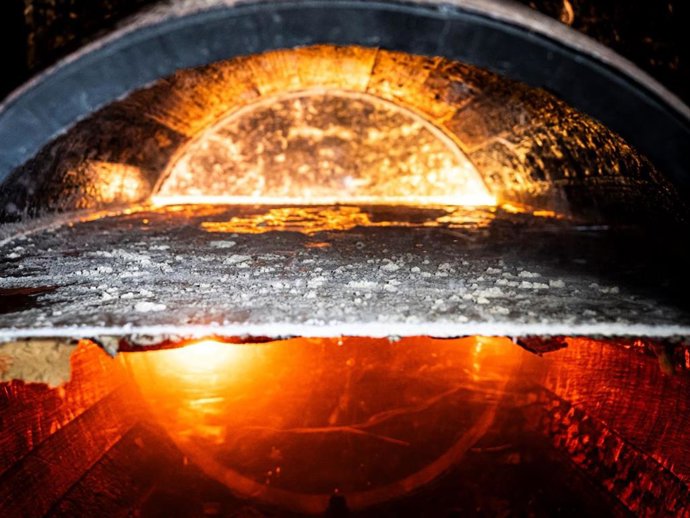 Una barrica de ensayos del Grupo Operativo Innofino para la adaptación del vino fino tradicional andaluz a las tendencias del mercado.