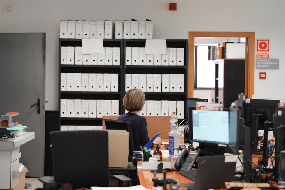 Instalaciones adaptadas a los nuevos tribunales de instancia en el partido judicial de Gav (Barcelona)