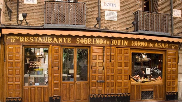 Fachada del restaurante Casa Botín de Madrid, el restaurante más antiguo del mundo, según el 'Guinness World Records'