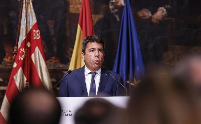 El president de la Generalitat, Carlos Mazón, intervé en un acte en el Palau