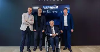Ebro homenajea a Juan Echevarría, presidente de Nissan Motor Ibérica entre 1982 y 2000