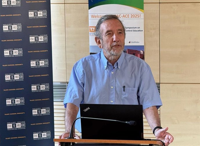 El investigador y profesor Eduardo Fernández Camacho, catedrático del departamento de Ingeniería de Sistemas y Automática de la Universidad de Sevilla.