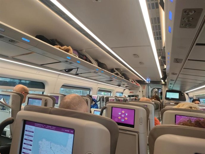 Archivo - Ave trayecto Madrid-Asturias.