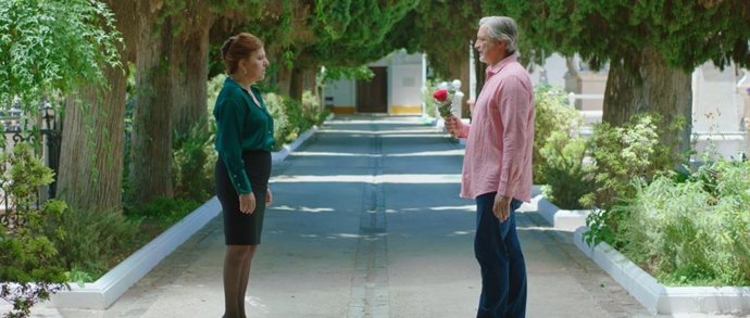 Archivo - Una escena del cortometraje de José Antonio Gutiérrez Bustos, 'Tumbas vecinas'.