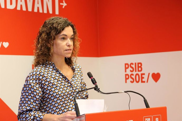 Archivo - La vicesecretaria general del PSIB-PSOE, Rosario Sánchez.