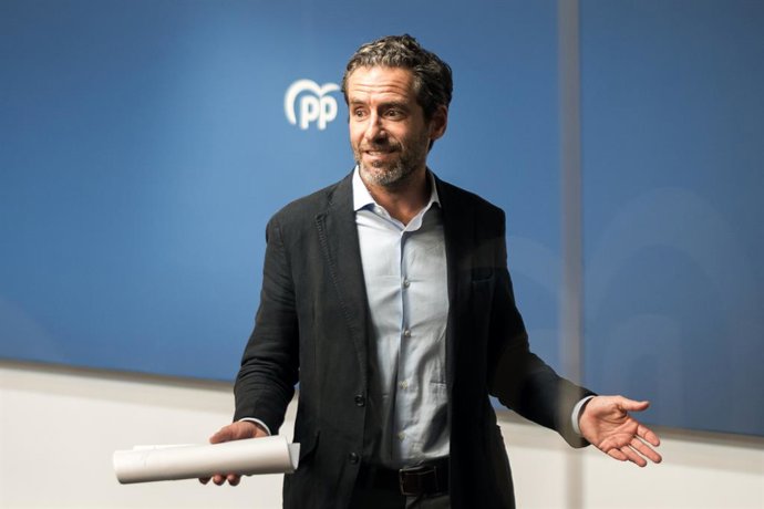 El portavoz del Partido Popular, Borja Sémper, durante una rueda de prensa tras la celebración del Comité de Dirección del Partido Popular, a 16 de junio de 2025, en Madrid (España). El portavoz del PP reacciona a las declaraciones realizadas por el presi