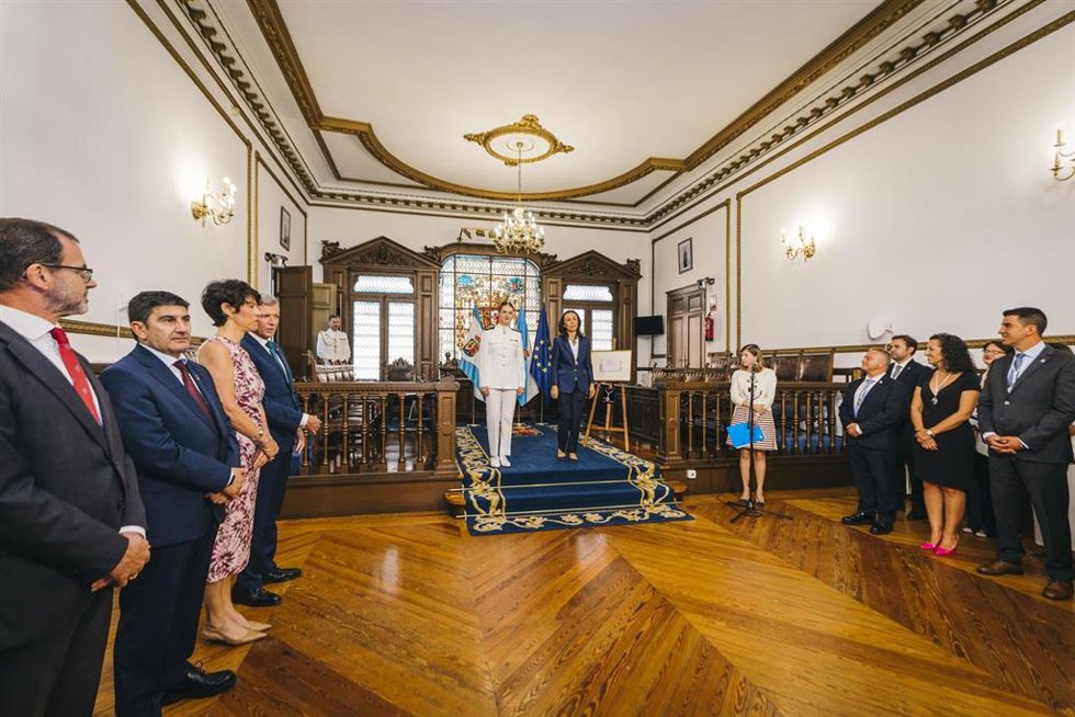 La Princesa de Asturias Leonor recibe el título de "Hija Adoptiva de Marín" otorgado por el Ayuntamiento de Marín, junto a la alcaldesa de Marín, María Pilar Ramallo Vázquez, a 14 de julio de 2025, en Marín
