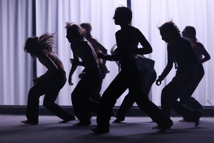 Archivo - Imagen de archivo de bailarines