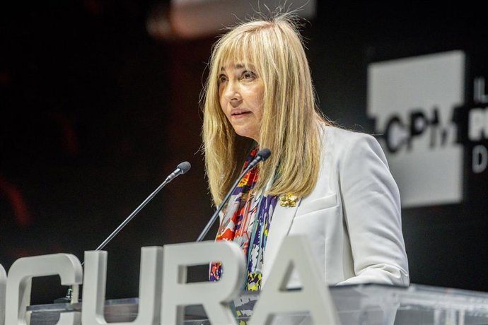 Archivo - La presidenta del Tribunal Supremo y del Consejo General del Poder Judicial, Isabel Perelló, interviene durante la entrega de los Premios Procura 2025.