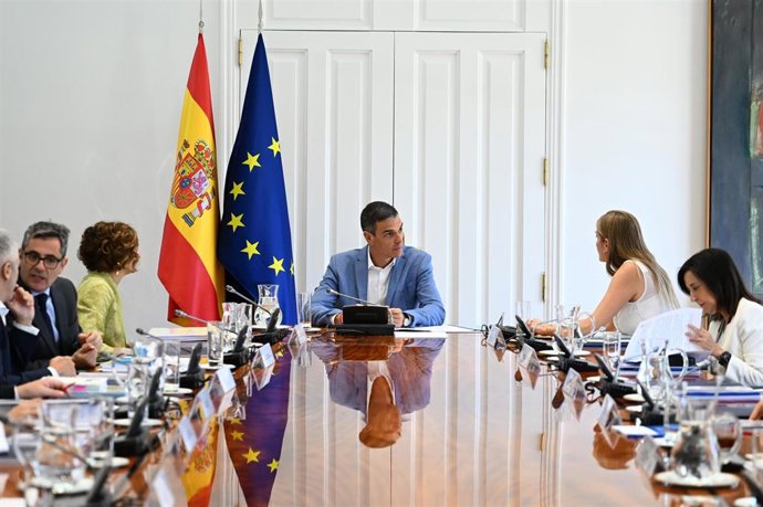 El presidente del Gobierno, Pedro Sánchez, preside la reunión del Consejo de Seguridad Nacional en La Moncloa.