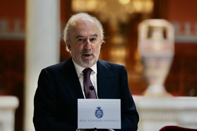 Archivo - El director de la Real Academia Española (RAE) y presidente de la Asociación de Academias de la Lengua Española, Santiago Muñoz Machado, interviene en el acto institucional de la firma de un convenio entre el Gobierno y la Real Academia Española