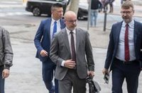 El jefe de Gabinete de Ayuso reprocha al delegado su "falta de respeto" y le pide no mandar cartas con "mala educación"