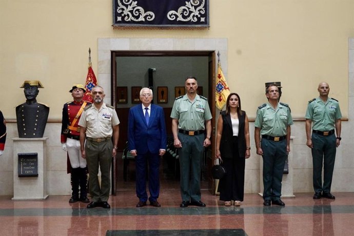 El presidente de la Ciudad Autónoma de Melilla, Juan José Imbroda, en el acto en homaje a las víctimas del terrorismo celebrado por la Guardia Civil.