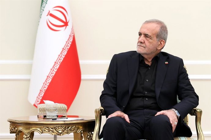 July 14, 2025, Tehran, Tehran, Iran, Islamic Republic of: Iranian President, Masoud Pezeshkian, meets with the interior ministers of Iraq and Pakistan in Tehran, Iran, on July 14, 2025