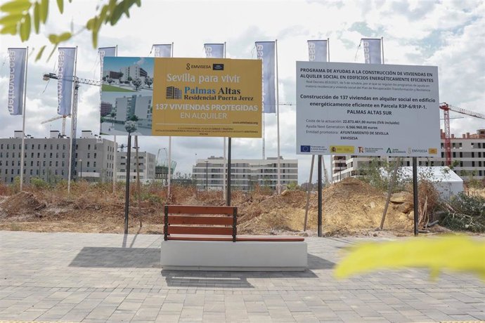 Archivo - Obras de la promoción 'Residencial Puerta Jerez', en Sevilla, que dispondrá de 137 viviendas protegidas en régimen de alquiler con garajes y trasteros.