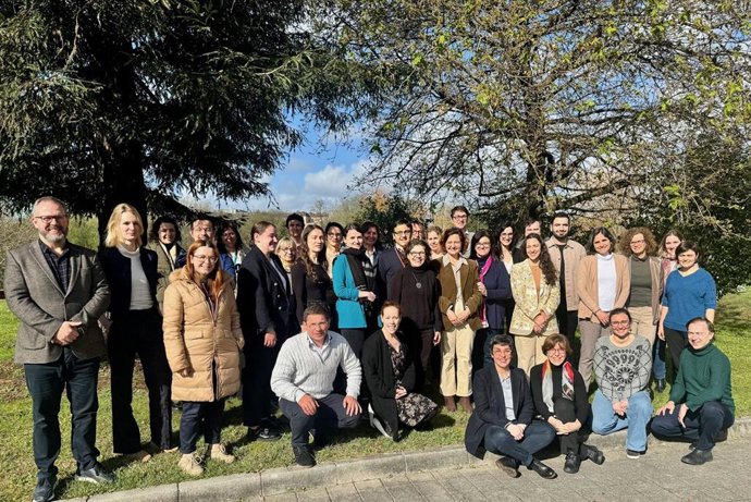 El proyecto internacional AIDA presenta un sistema de IA capaz de personalizar y optimizar el tratamiento contra Helicobacter pylori, la bacteria más comúnmente asociada al cáncer gástrico