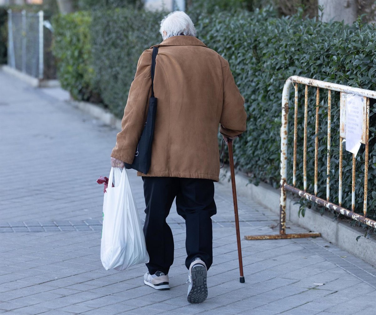 Gerentes de Servicios Sociales señalan que el Gobierno  redujo al 27,1%  su aportación a la dependencia en 2024