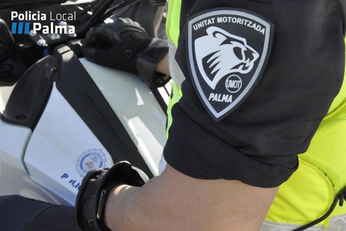 Agente de la Policía Local de Palma.