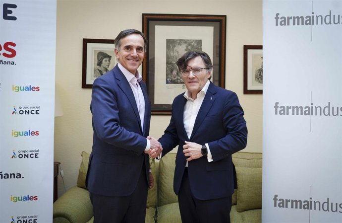Firma de convenio entre Grupo Social ONCE y Farmaindustria.