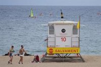 Muere un bañista francés de 74 años en la playa de Can Martinet de Sant Pere Pescador (Girona)