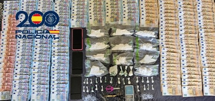 Dinero y droga sustraidos en una operación contra el narcotráfico en Avilés.