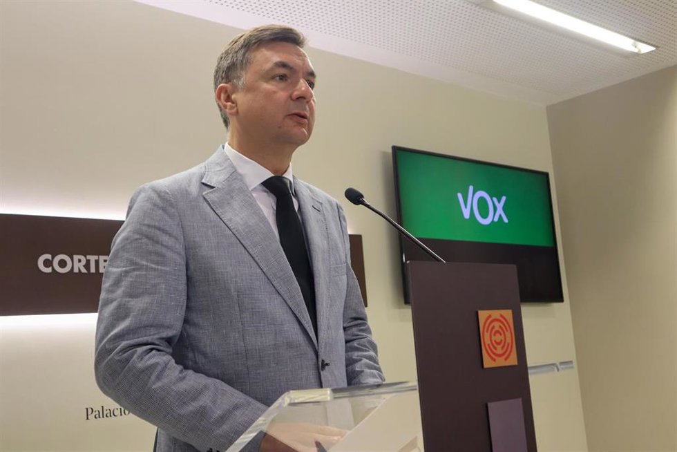 El diputado de Vox Fermín Civiac.