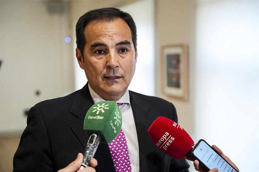 El consejero de Justicia, Administración Local y Función Pública de la Junta de Andalucía, José Antonio Nieto, en una imagen de archivo.