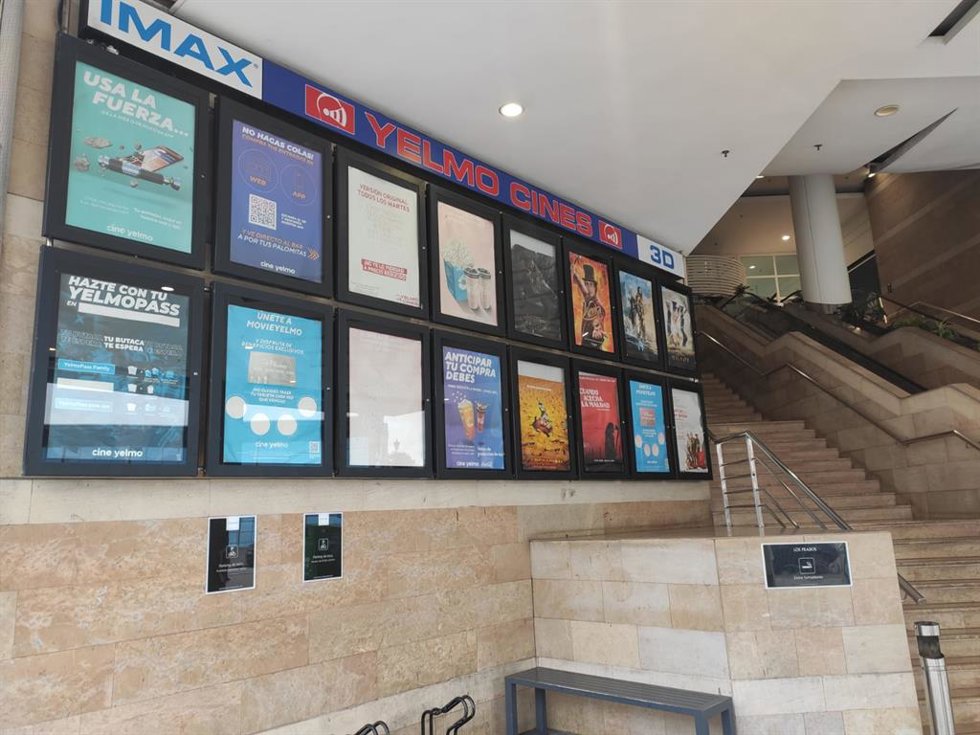 Archivo - Cartelera de cines Yelmo.