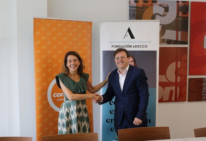 Consum renova el seu compromís amb la Fundació Adecco per a impulsar la inclusió laboral de persones en situació de vulnerabilitat