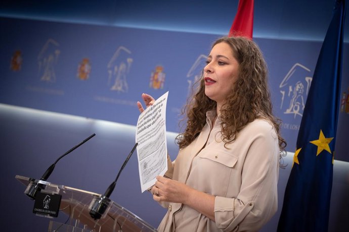 La portavoz del PP en el Congreso, Ester Muñoz, durante una rueda de prensa en el Congreso de los Diputados, a 15 de julio de 2025, en Madrid (España).
