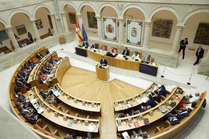Pleno del Parlamento de La Rioja