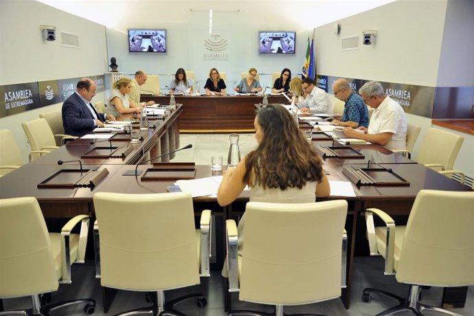 Reunión de la Junta de Portavoces en la Asamblea de Extremadura