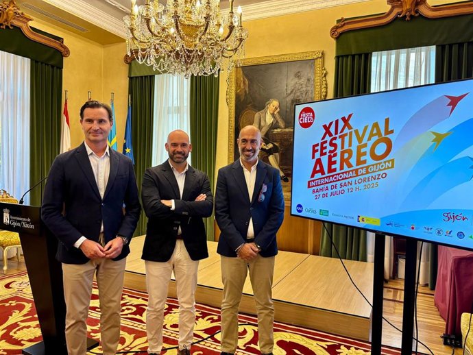 Presentación Festival Aéreo de Gijón, en el Consistorio gijonés.