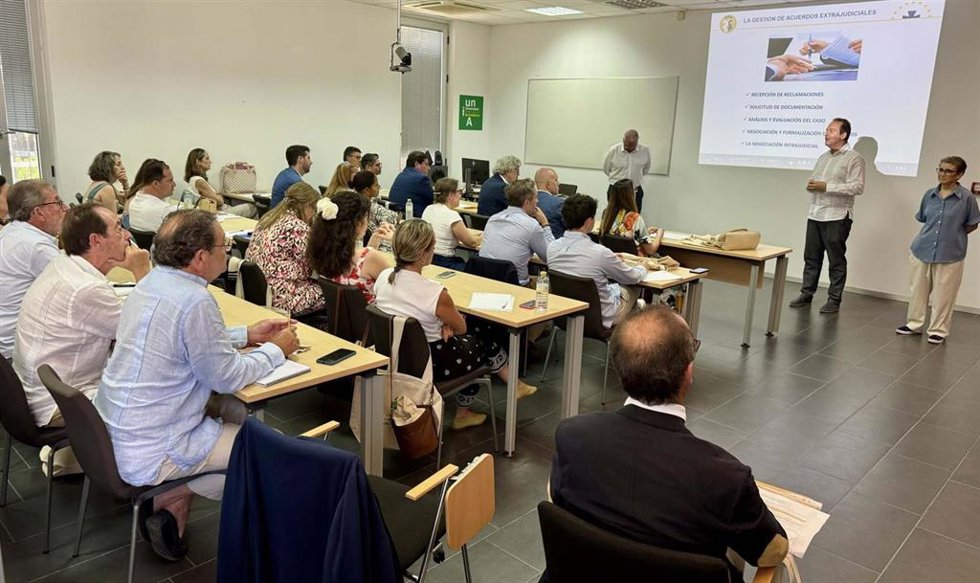 Curso 'Peritación médica y odontológica' en la UNIA.