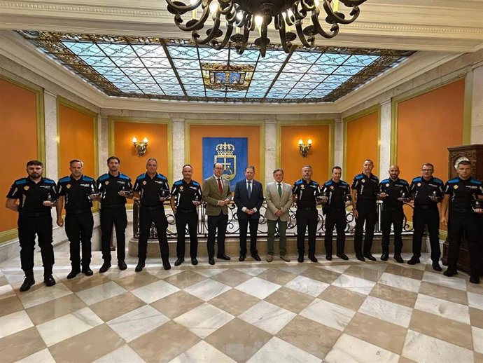 Toman posesión ocho nuevos agentes de la Policía Local, y destinados al área de Movilidad