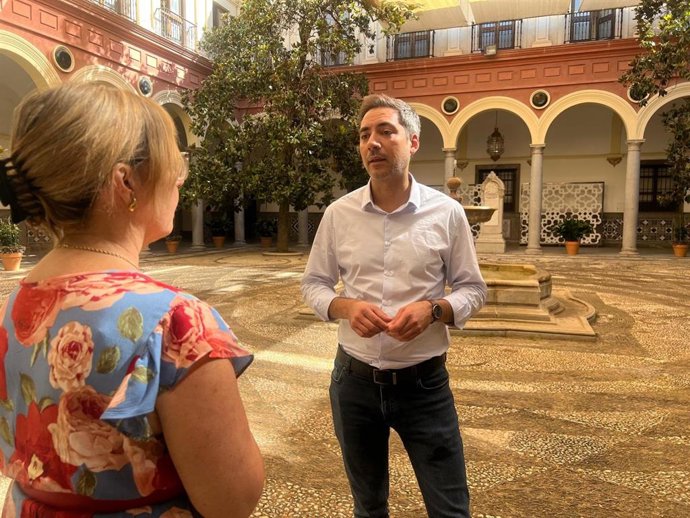 El viceportavoz del PSOE en el Ayuntamiento de Granada Eduardo Castillo
