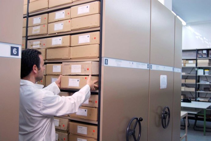 Archivo - El Herbario MGC de la UMA ha realizado recientemente una de las actualizaciones más relevantes de su historia: la incorporación de 20.947 nuevos pliegos de herbario al Sistema Global de Información sobre Biodiversidad.