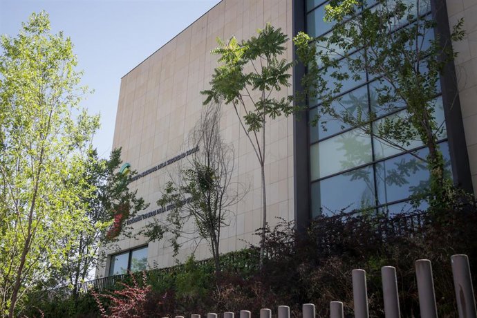 Archivo - Fachada de la Tesorería General de la Seguridad Social, en Madrid