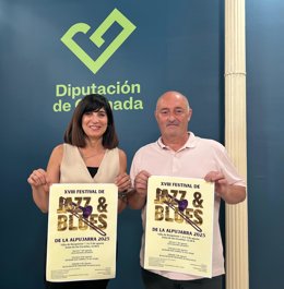 La diputada provincial de Cultura, Pilar Caracuel, y el alcalde de Busquístar, Joaquín Álvarez