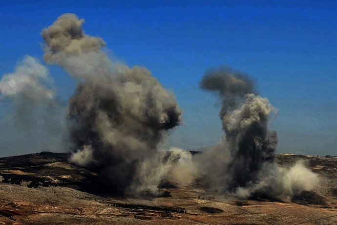 Imagen de archivo de bombardeos israelíes en Líbano