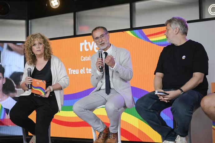 Presentación del especial 'Orgull!', con el director de RTVE Catalunya Esteve Crespo